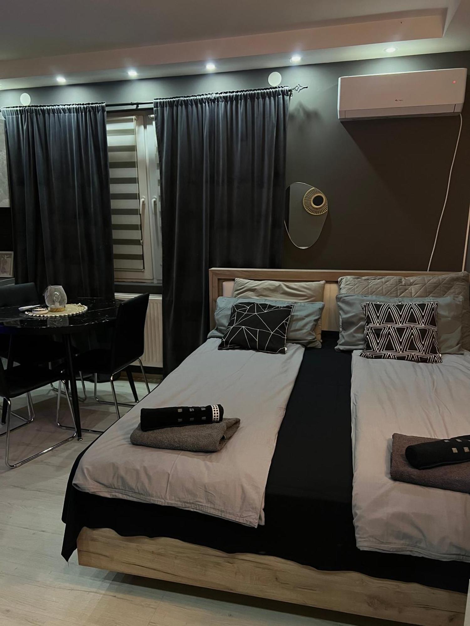 Beta House Apartments Zaječar Esterno foto